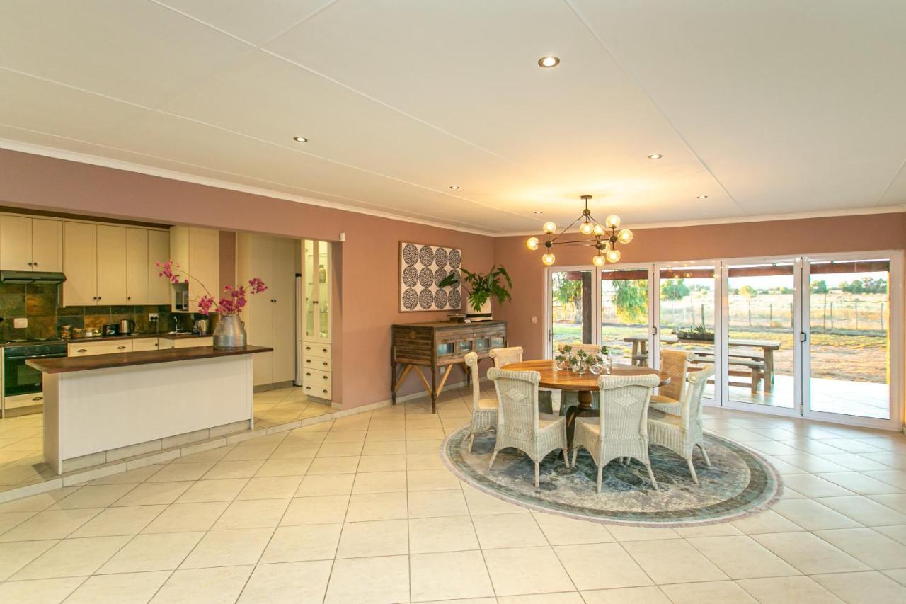 Welgeluk Cottage เอาท์สโฮร์น ภายนอก รูปภาพ